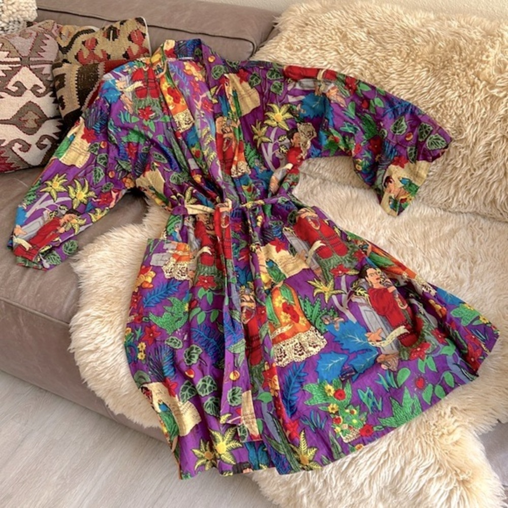 Frida Kahlo Lightweight Robe